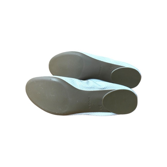 Vionic Alexa Flats - Picture 4 of 5